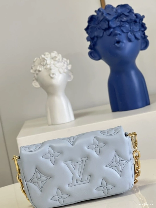 WIS VUITTON BUBBLEGRAM ON STRAP LOUIS WALLET 0111